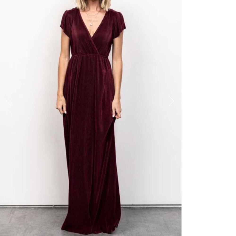 Baltic Born Mulberry Maroon Athena Pleated Satin V- Neck Stretch Flowy Dress S
